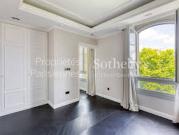 Hôtel particulier avec jardin et salle de réception