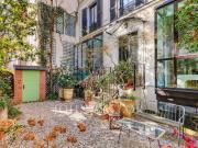 Hôtel particulier avec jardin voie privée