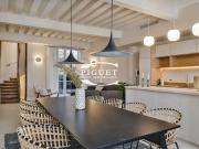 Hôtel particulier avec salle de réception