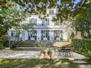Hôtel particulier classé monument historique avec jardin