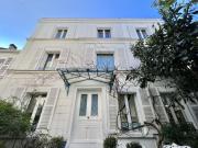 Hôtel particulier Haut Montmartre Bien RARE.