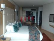 Hôtel R8 à la location au Centre ville en plein boulevard