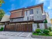 Hotel type and brand new house in Multinational Village...