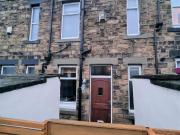 Hough Side Road, Pudsey