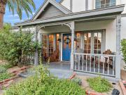 House with pool and garden