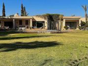 Maison avec piscine et jardin