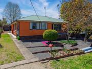 1 Mclean Avenue, Armidale