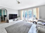 House 2 Bedroom For Sale Biggin Hill Great London 450000...