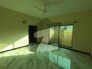 House 375 Square Yards For rent In Askari 6