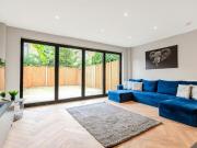 House 3 Bedroom For Rent London London 6500 ES84300408