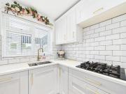 House 3 Bedroom For Sale Christchurch Dorset 515000...