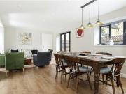 House 3 Bedroom For Sale Moreton In Marsh...