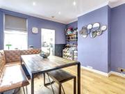 House 3 Bedroom For Sale Romford Greater London 400000...