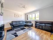 House 3 Bedroom For Sale Romford Greater London 450000...