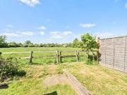 House 3 Bedroom For Sale Windsor Windsor And Maidenhead...