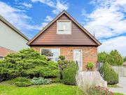 House with pool and garden