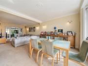 House 4 Bedroom For Sale Barnet Greater London 875000...