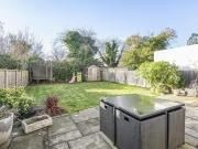 House 4 Bedroom For Sale Barnet Greater London 935000...