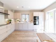 House 4 Bedroom For Sale Bracknell Berkshire 775000...