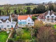 House 4 Bedroom For Sale Cirencester Gloucestershire...