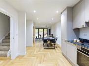 House 4 Bedroom For Sale Croydon Greater London 675000...