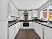 House 4 Bedroom For Sale Leeds Leeds 420000 ELS95326300