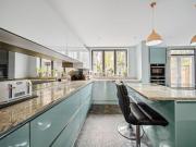 House 4 Bedroom For Sale Londres Greater London 700000...