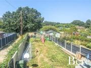 House 4 Bedroom For Sale Romford Greater London 600000...