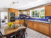 House 5 Bedroom For Sale Farnham Surrey 1250000 ES90897566