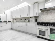 House 5 Bedroom For Sale London Greater London 1350000...