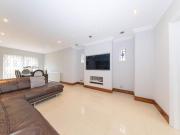 House 5 Bedroom For Sale London Greater London 900000...