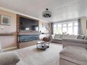 House 5 Bedroom For Sale Willerby East Yorkshire 425000...