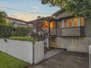 house 62 Clarendon Street, East Brisbane