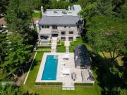 House with pool and garden