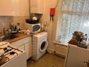 House 6 Bedroom For Sale Gloucester Gloucestershire...