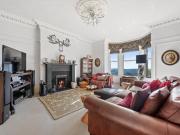 House 6 Bedroom For Sale Leeds Leeds 900000 ES92240889