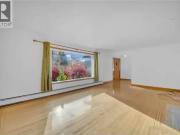 House 7 Bedroom For Rent Vancouver BC 6800 ES96253652