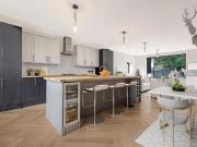 House 7 Bedroom For Sale London Greater London 1400000...