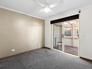 81 Eighth Avenue, Rosebud