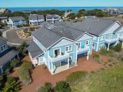 Seaside house with pool
