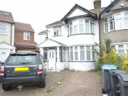 House 8 Bedroom For Sale Barnet Greater London 800000...