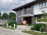 House and Lot for Rent at Rolling Hills, New Manila,...