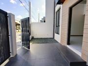 House and Lot for Sale in Goldenrain St. Greenwood...