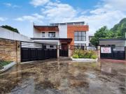 House and lot for Sale in Greenwoods with Big Pool and...