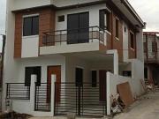 House and Lot For Sale in PEARL St. East Fairview Quezon...