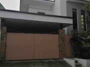 HOUSE AND LOT FOR SALE IN VILILIA VILLAGE QUIRINO HIWAY...