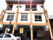 3 Storey Elegant Townhouse for sale in Roxas District...