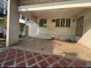 House and Lot in Rolling Hills New Manila 530 sqm