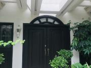 HOUSE and LOT / MARINA BAY TOWN