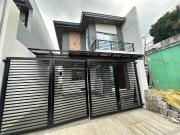 House and Lot near Qurino Highway 3 mins away to...